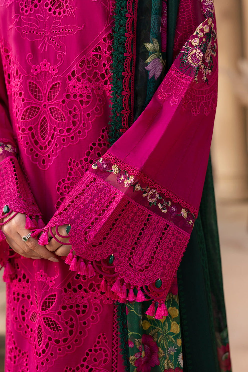 Saira Rizwan Unstitched Dhanak Embroidered 3PC With Printed Shawl