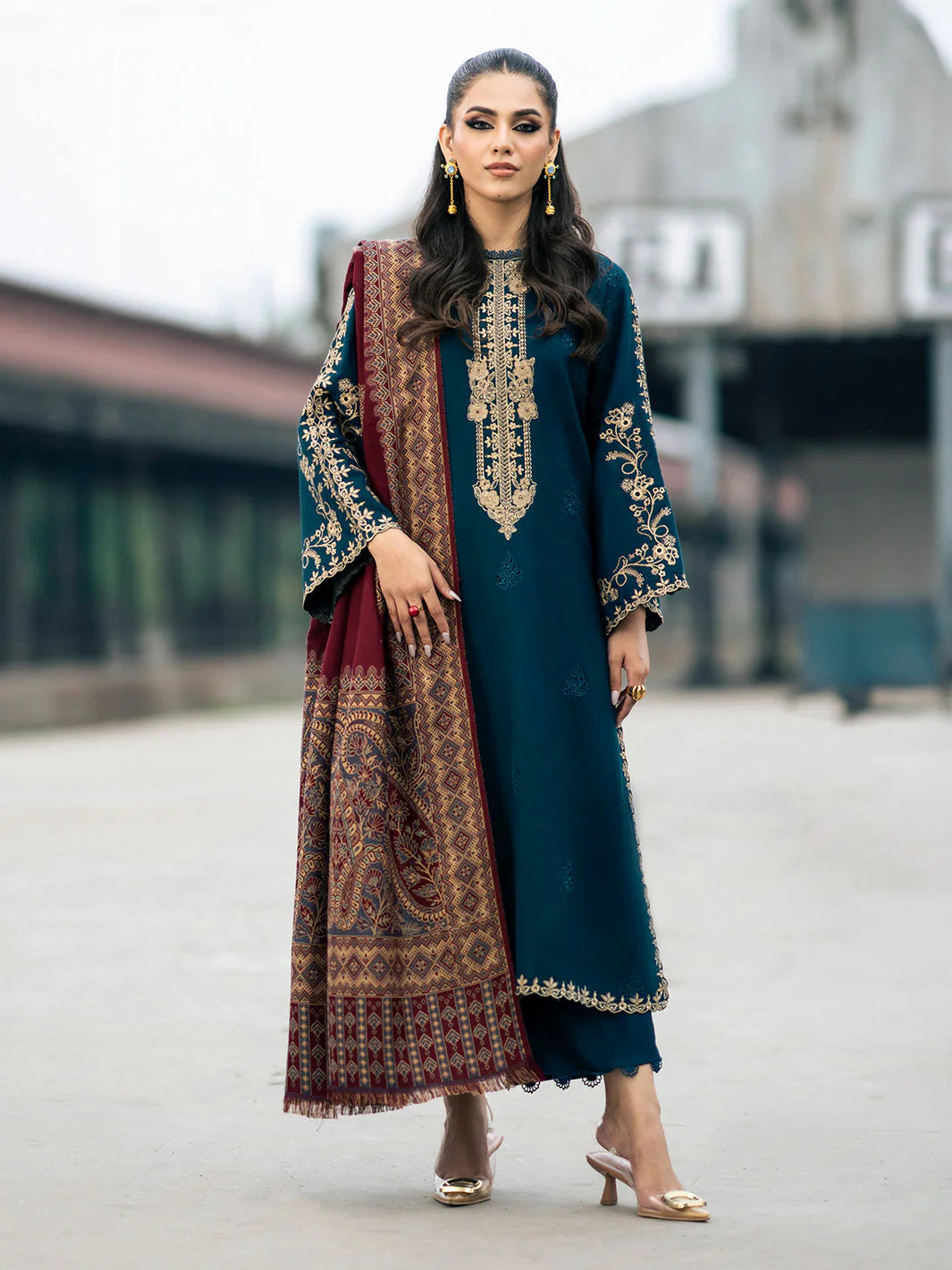 SUMMER COLLECTION 🌻_*
*ALHAMDULILAH*
*IZEL* 3pc Summer Casual Collection