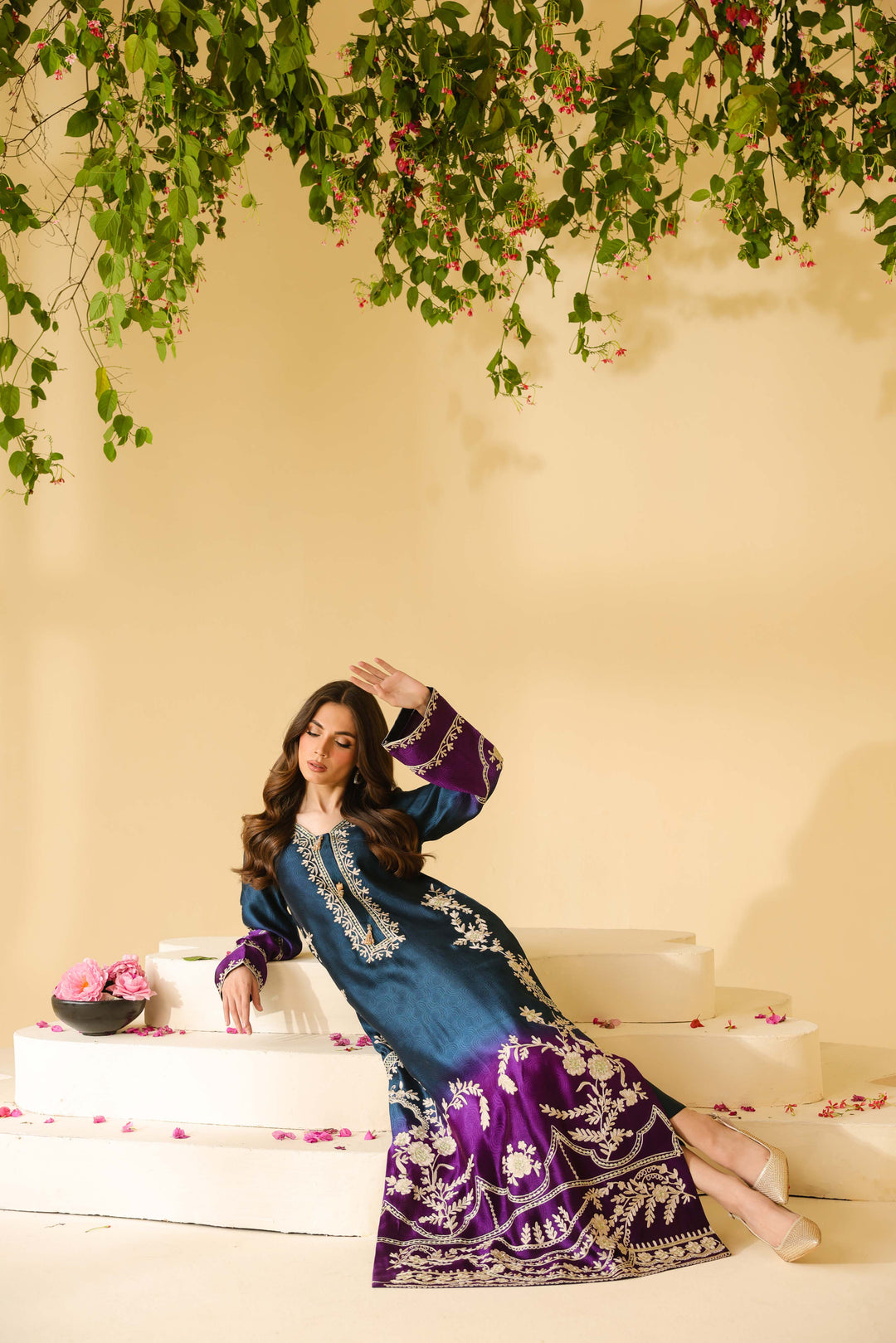 Silk unstitch double shade digital printed Most luxury article arrived