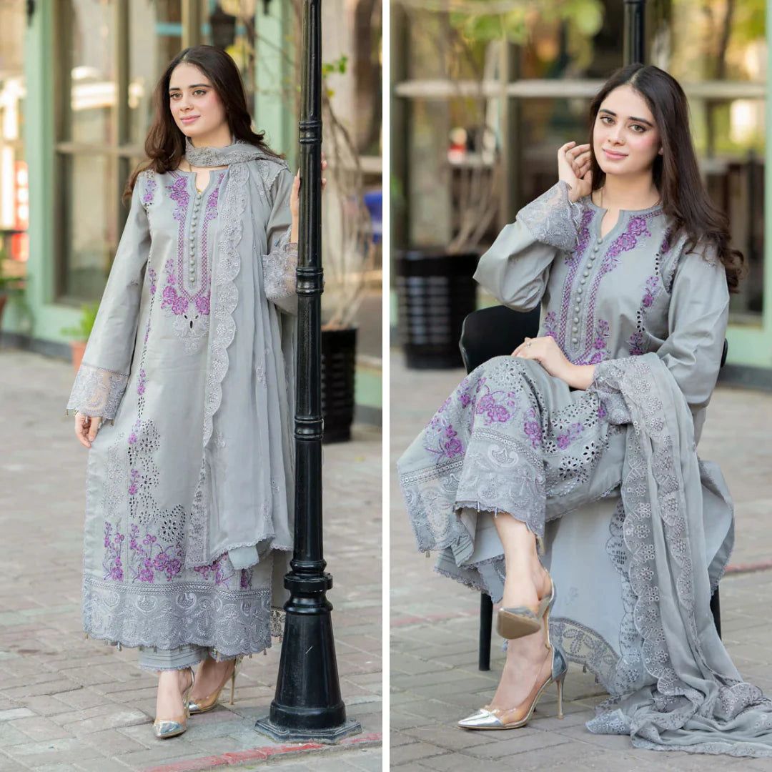 *Mushq MOST DEMANDING EDITION*
*03PCS UNSTITCHED SUIT*
*FABRIC Lawn90’88*
