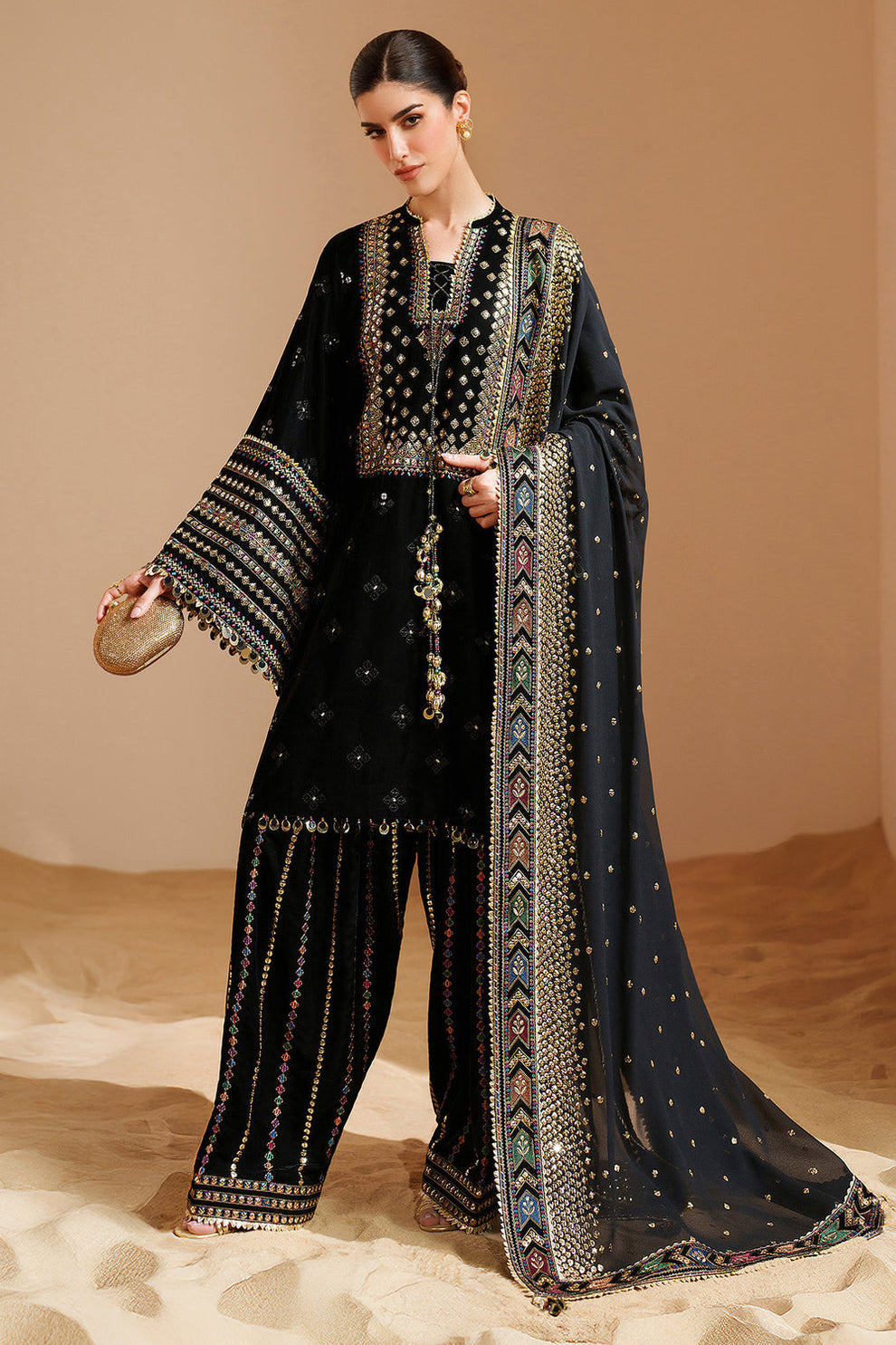 Jazmin Most luxurious article arrived in lawn 90/88 with fully embroided work ready to wear shawl
