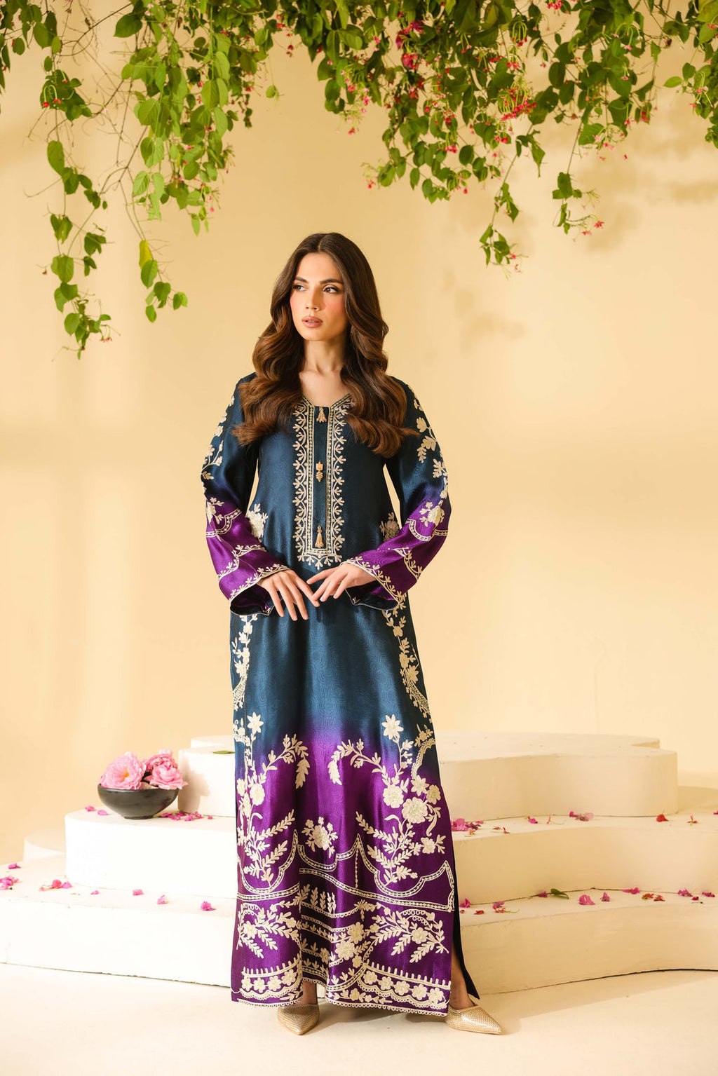 Silk unstitch double shade digital printed Most luxury article arrived