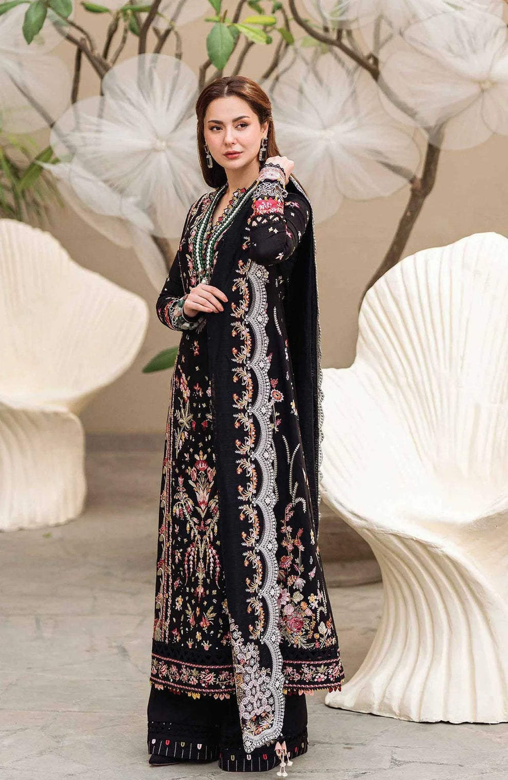 QALAMKAR UNSTITCHED lawn 90/70 EMBROIDERED 3PC WITH EMBROIDERED SHAWL