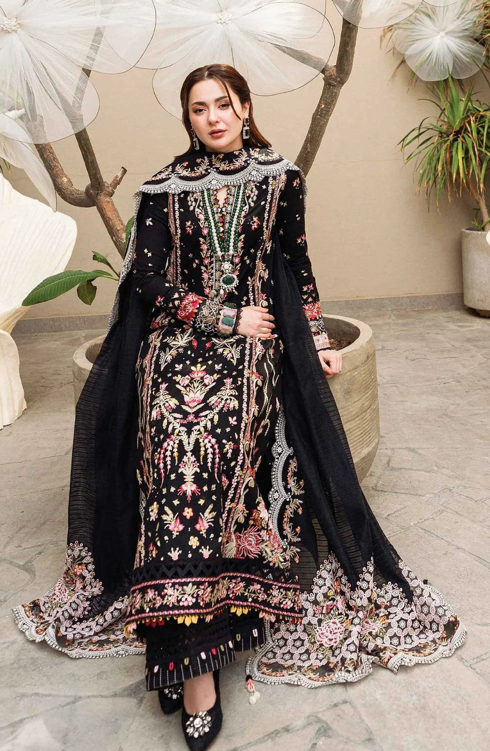 QALAMKAR UNSTITCHED lawn 90/70 EMBROIDERED 3PC WITH EMBROIDERED SHAWL