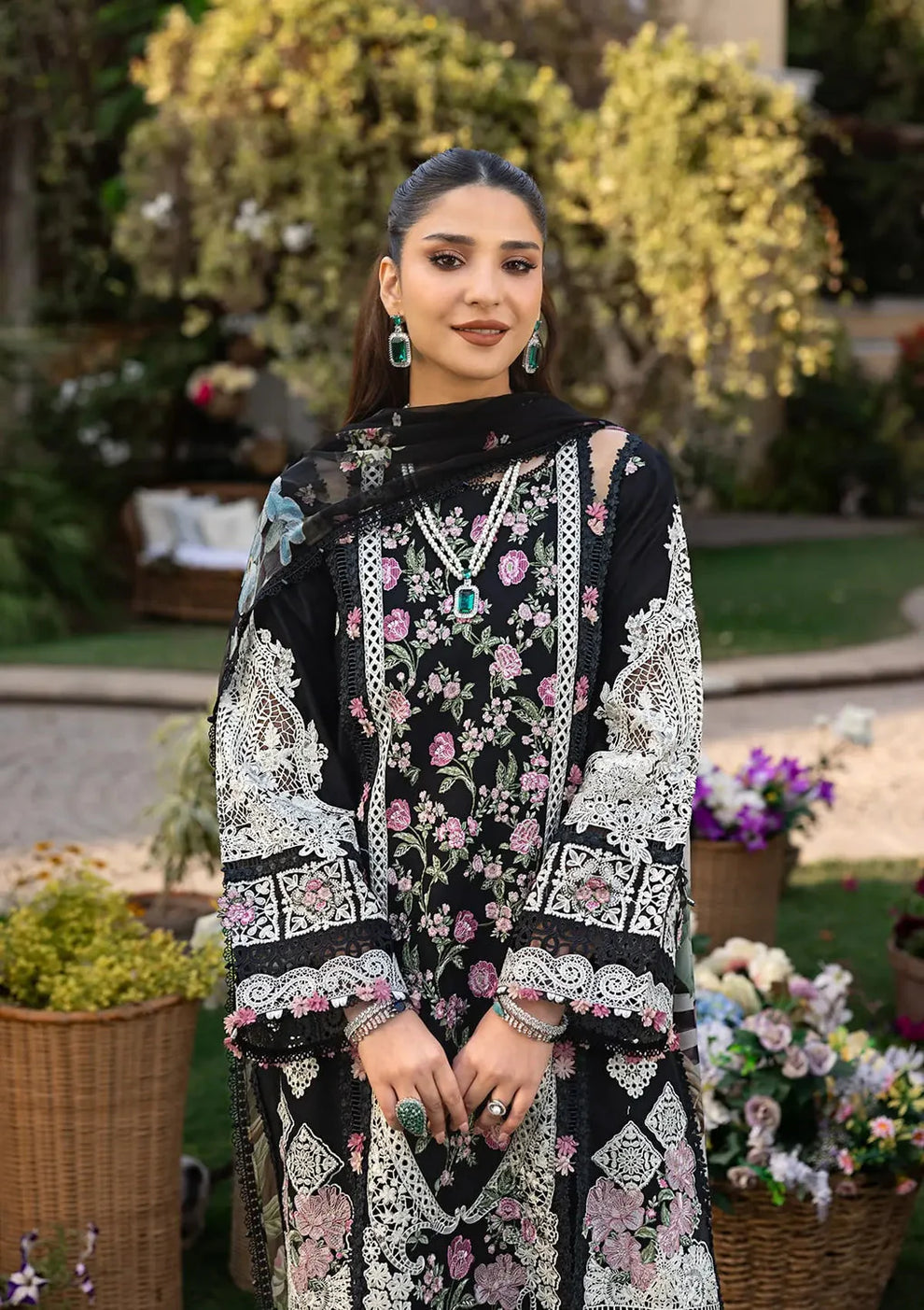 ELAF LAWN UNSTITCH SUMMER COLLECTION
