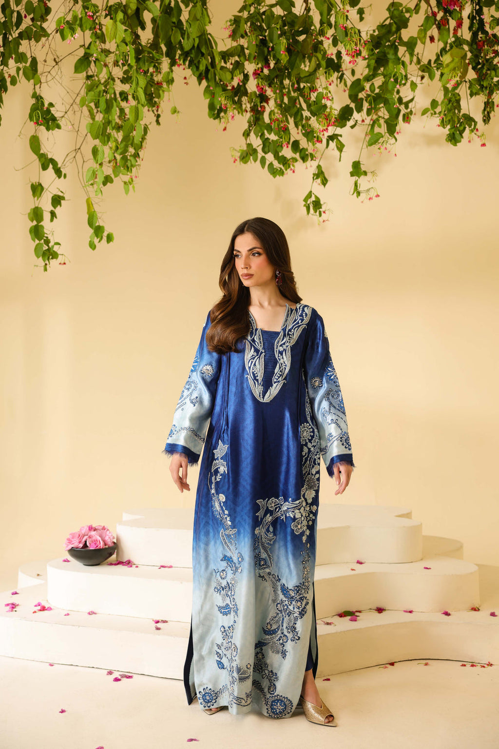 Silk unstitch double shade digital printed Most luxury article arrived