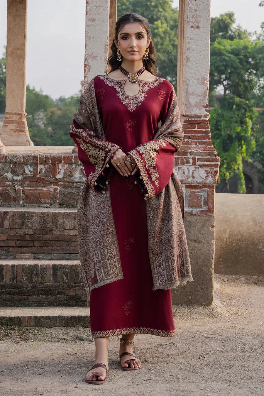```ALLHAMDULILLAH SUMMER COLLECTION ```

🍂*_IZEL 520_*🍂

*Stuff: Best Quality Air jet lawn 90/70
