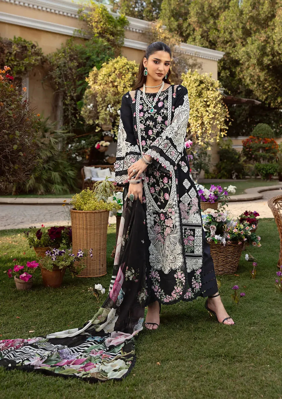 ELAF LAWN UNSTITCH SUMMER COLLECTION