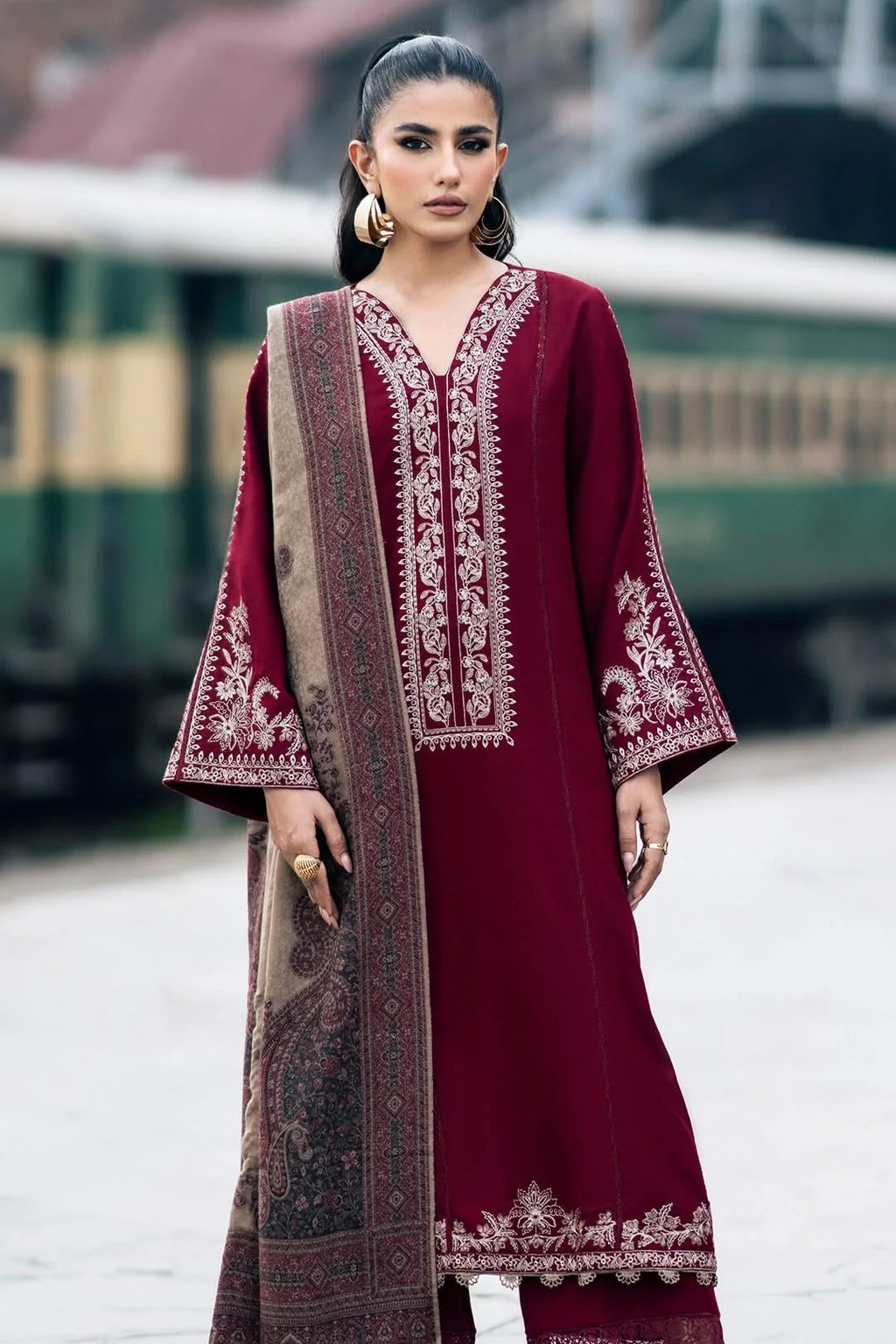 SUMMER COLLECTION 🌻_*
*ALHAMDULILAH*
*IZEL* 3pc Summer Casual Collection